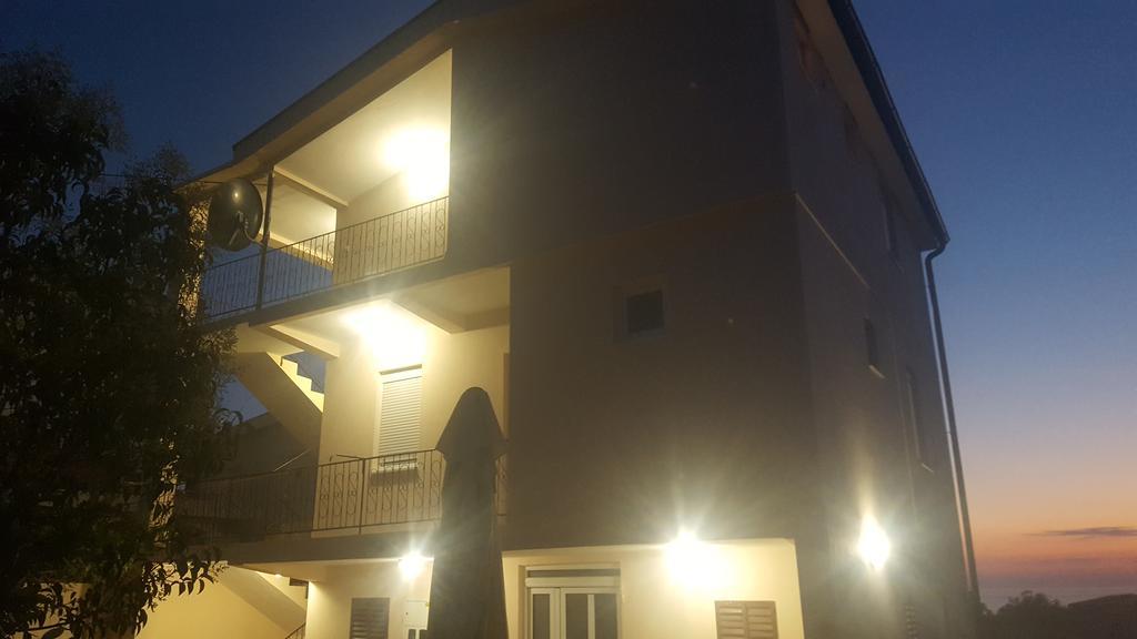 Apartments Diva Добра Вода Екстер'єр фото